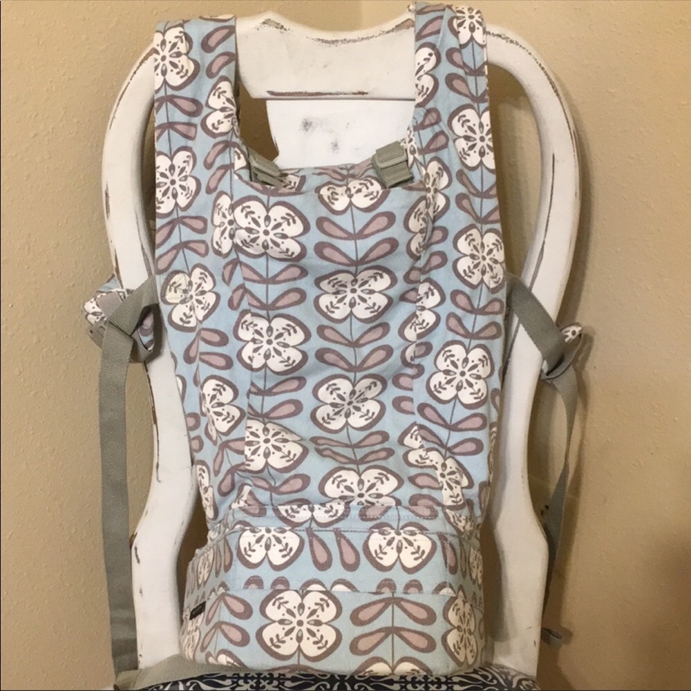 Ergo petunia pickle bottom carrier